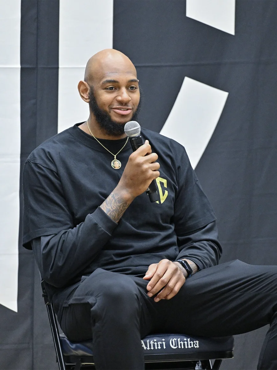 BOOTH A PERFORMANCE AREA